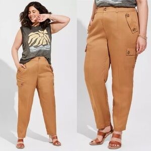 NWT Torrid 12P Brown Relaxed Taper Studio Linen High Rise Cargo Pants
